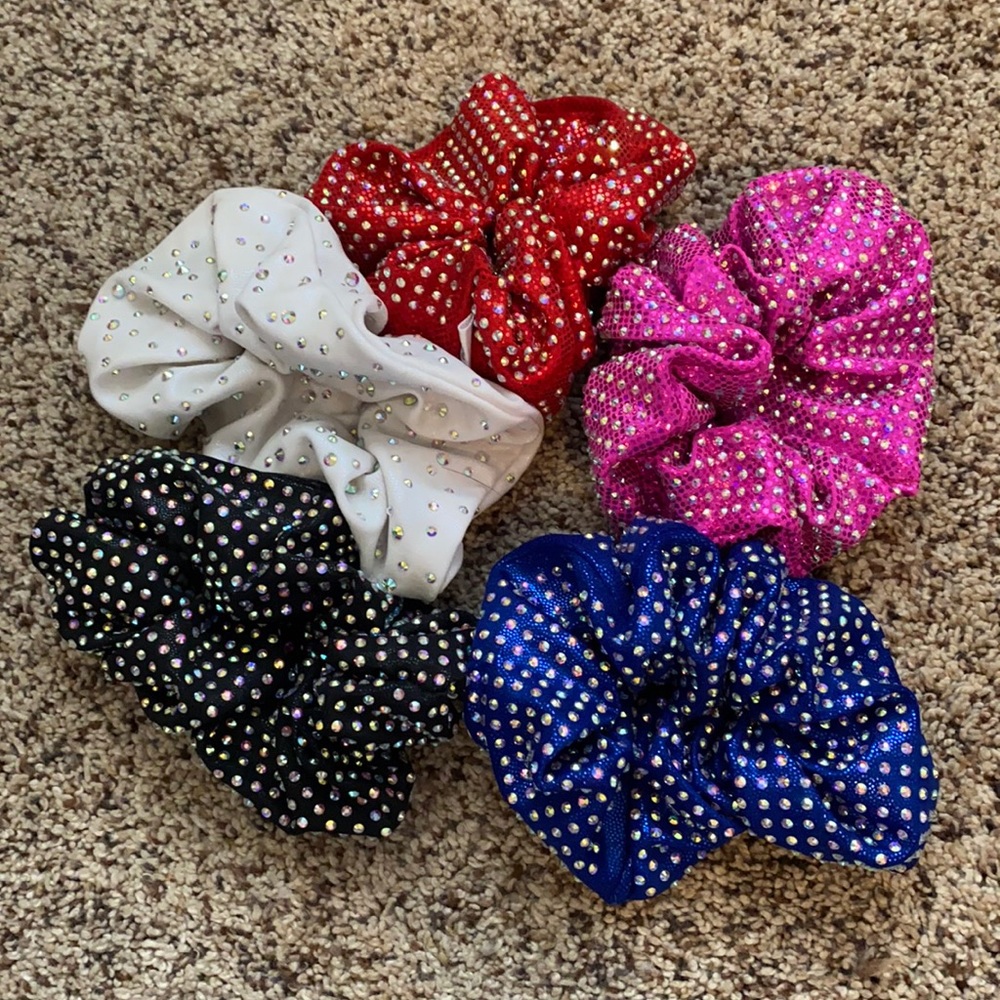 BLING SCRUNCHIE LOT 5 PCS